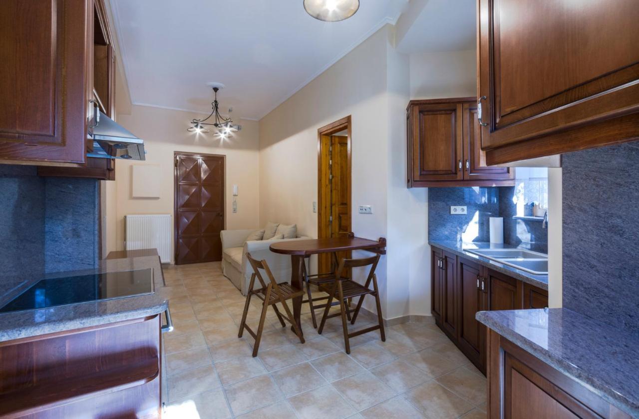Villa Stone House Messinia à Málta Extérieur photo
