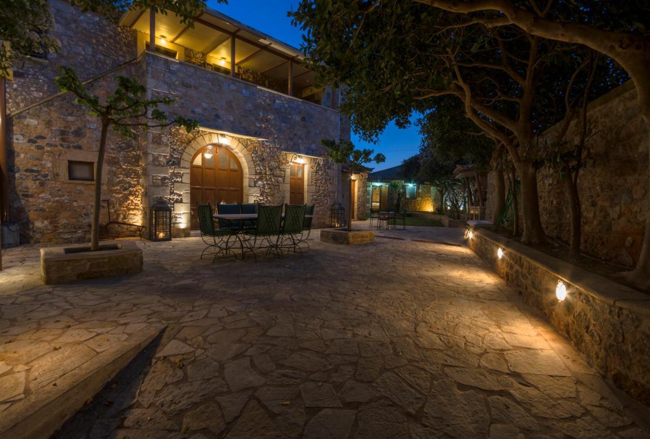 Villa Stone House Messinia à Málta Extérieur photo
