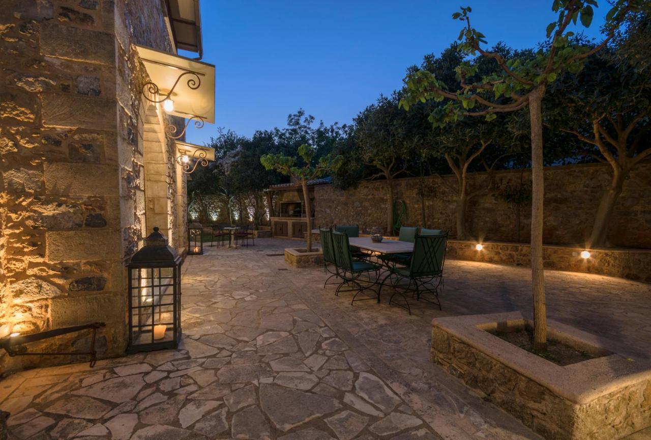 Villa Stone House Messinia à Málta Extérieur photo