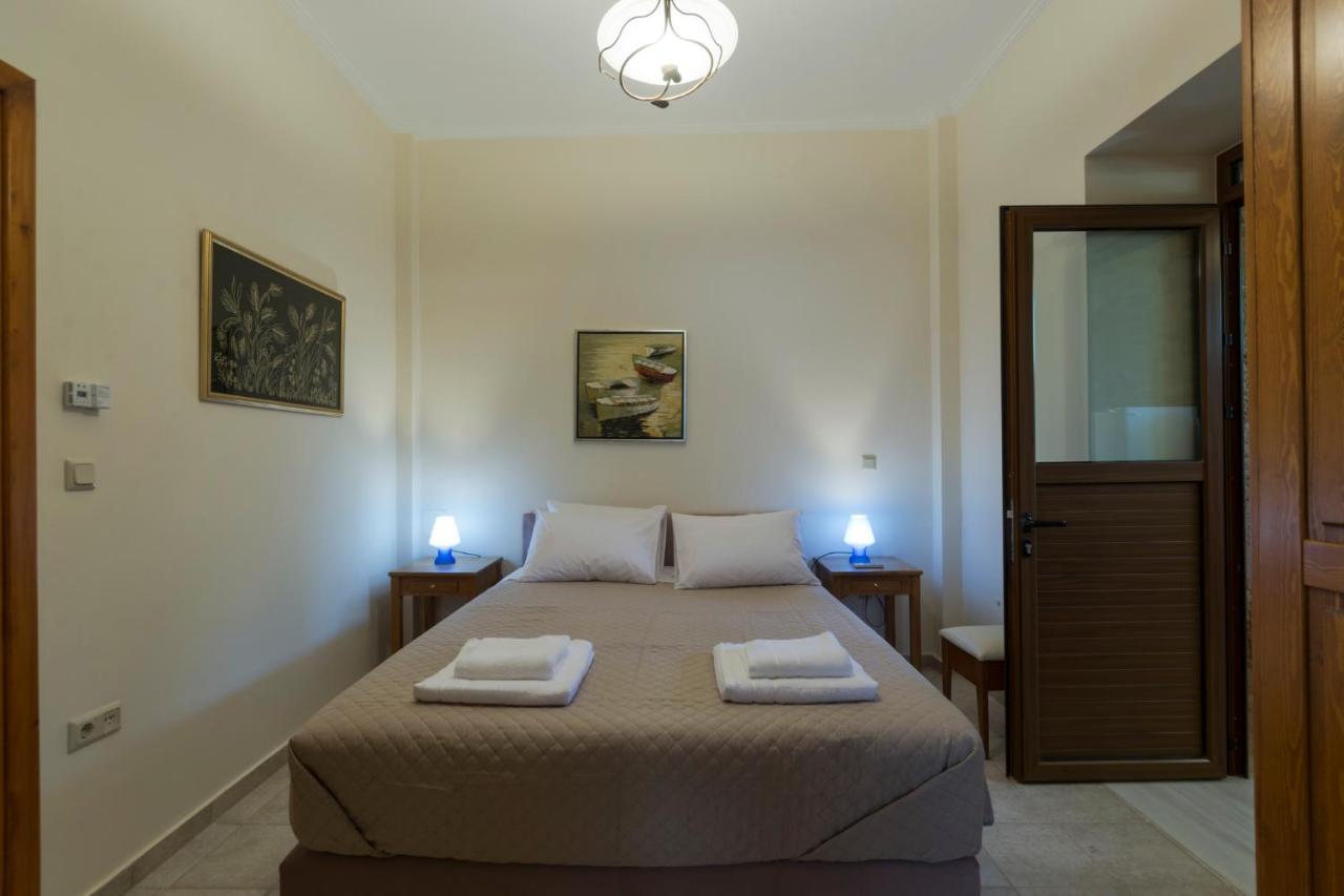 Villa Stone House Messinia à Málta Extérieur photo