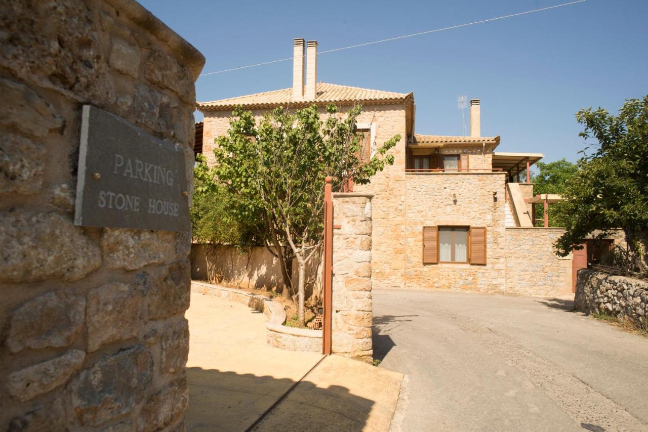 Villa Stone House Messinia à Málta Extérieur photo